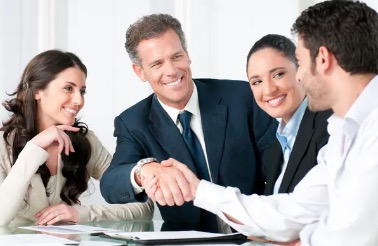 国际知名智能制造企业高层考察德鑫智能科技，共议智能装备技术趋势